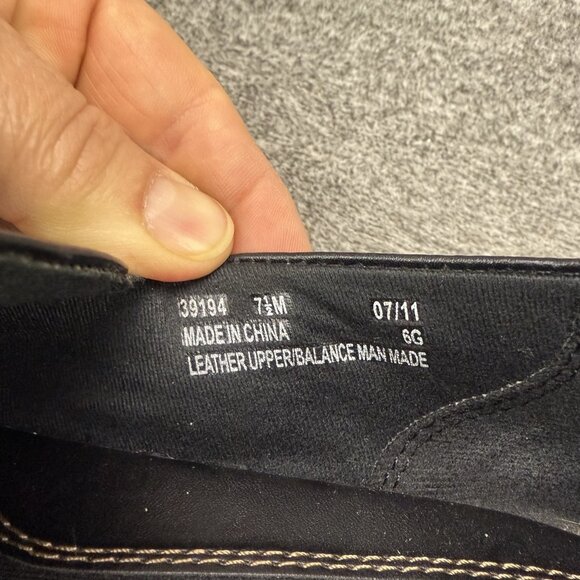 ✅Clarks Bendables Loafers Women's 7.5M Black Leather Shoes W/Adjustable Straps - Picture 2 of 10